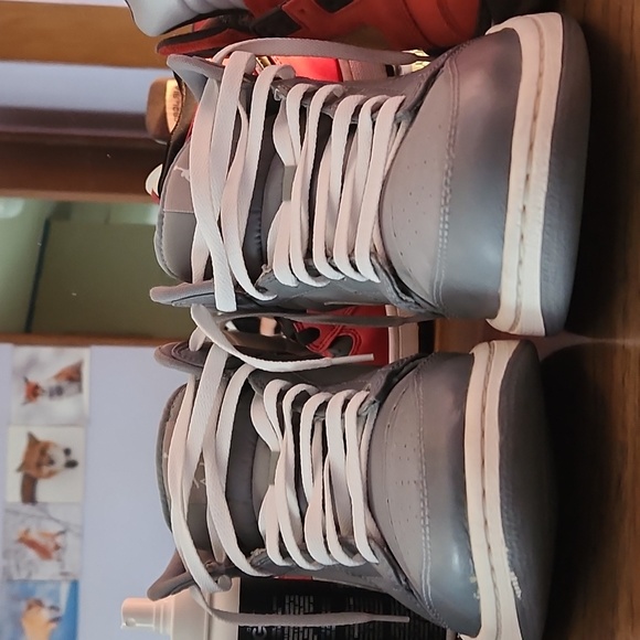 Jordans main image 5